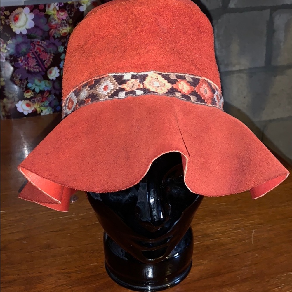 Vintage 💕 Leather hat
